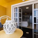 Апартаменти Shine Wave Orlando *